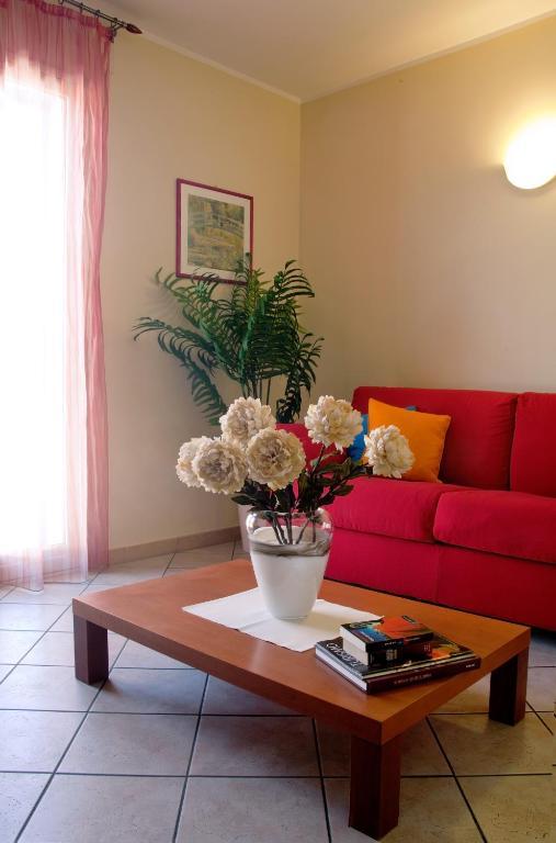 Motta Residence Hotel Motta SantʼAnastasia Rom bilde